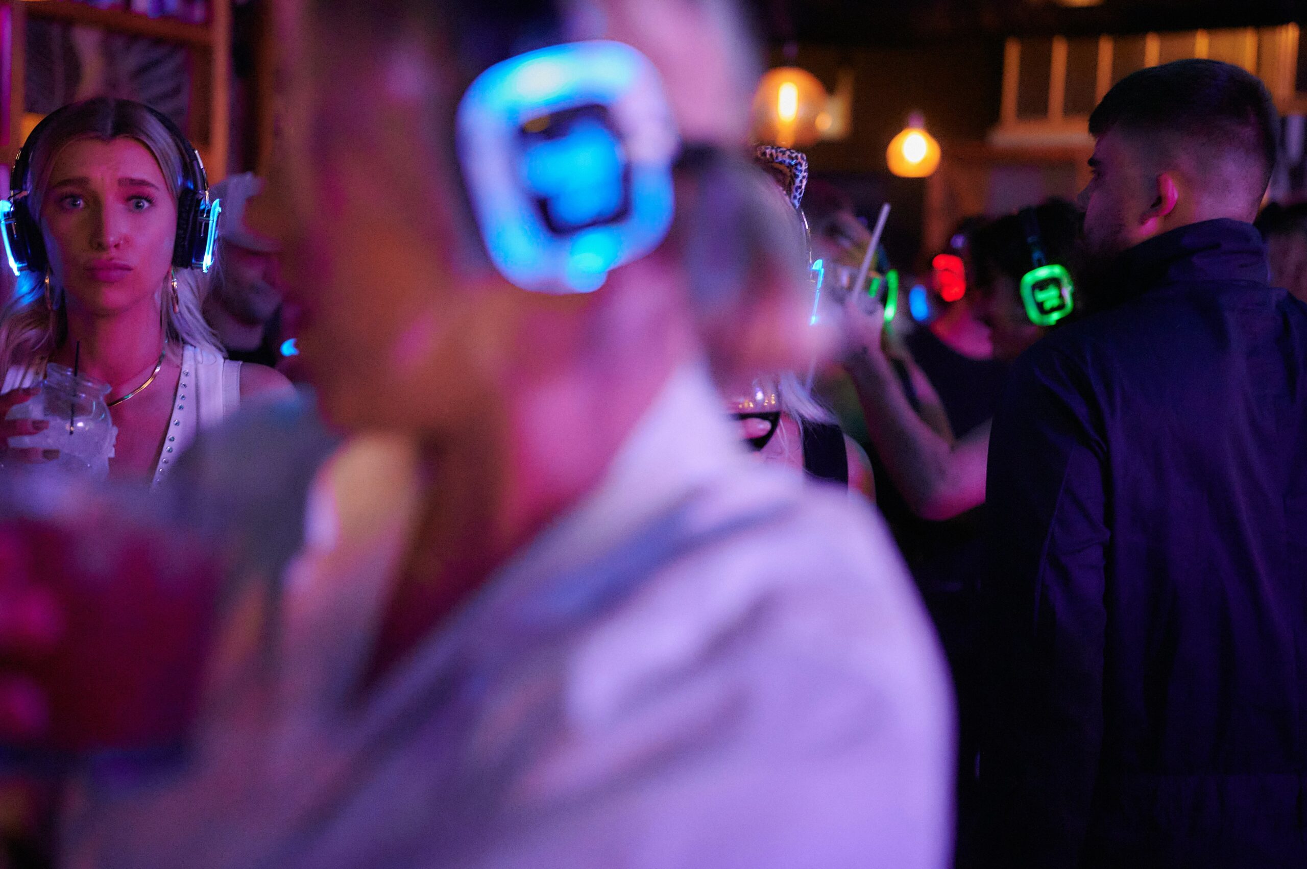 Silent disco feest met een DJ